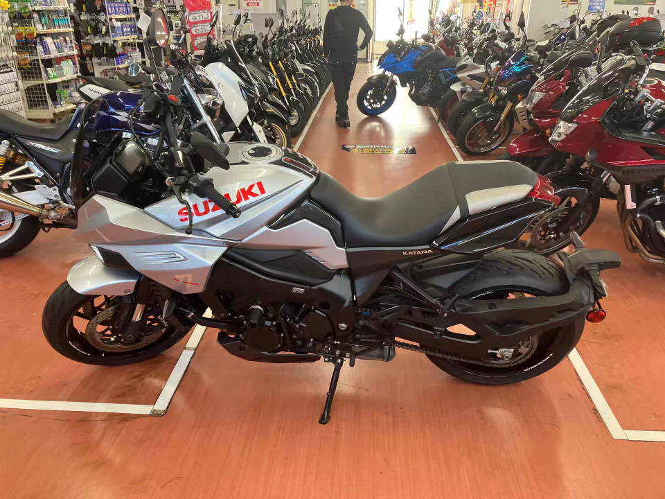 Suzuki GSX-S1000S KATANA