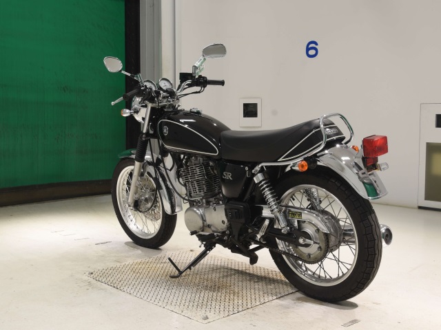 Yamaha SR400 — фото 6