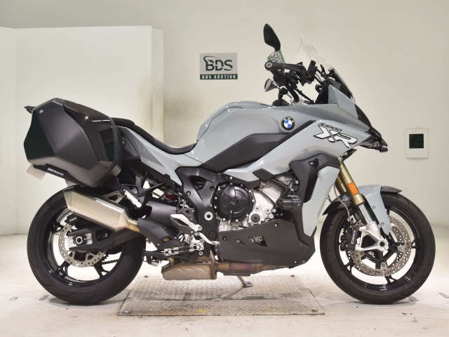 BMW S1000XR