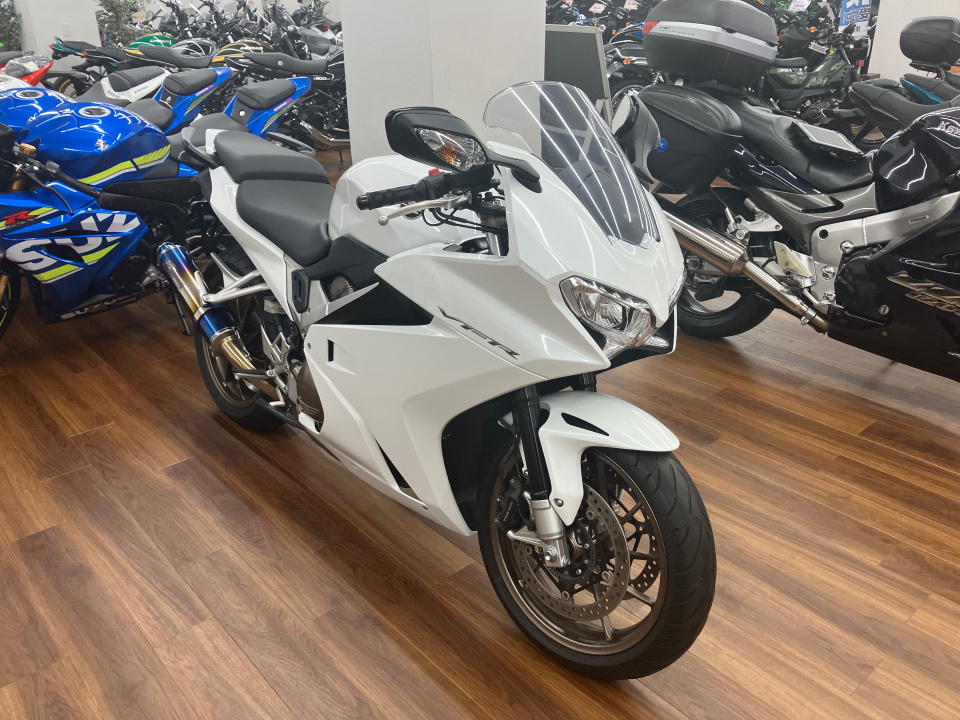 Honda VFR800F — фото 4