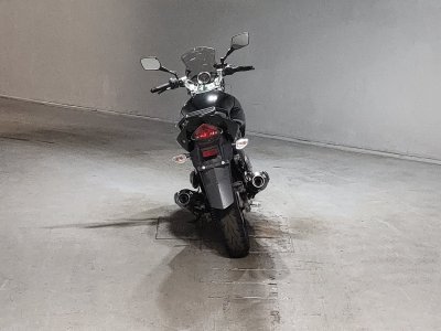 Suzuki GSR250 — фото 4