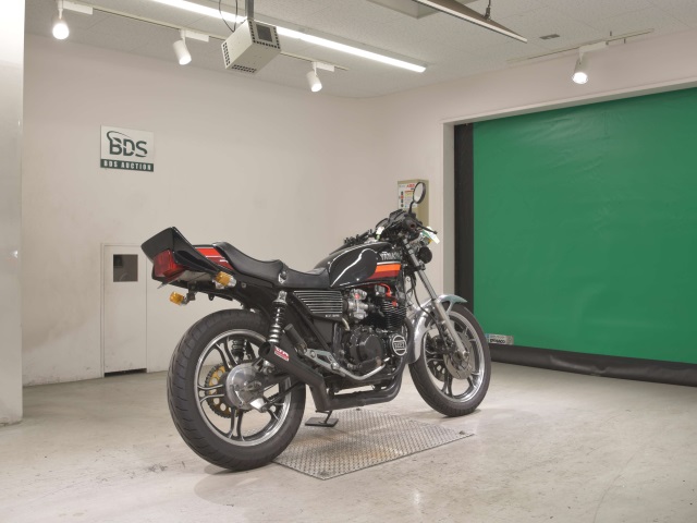 Yamaha XJ400D — фото 5