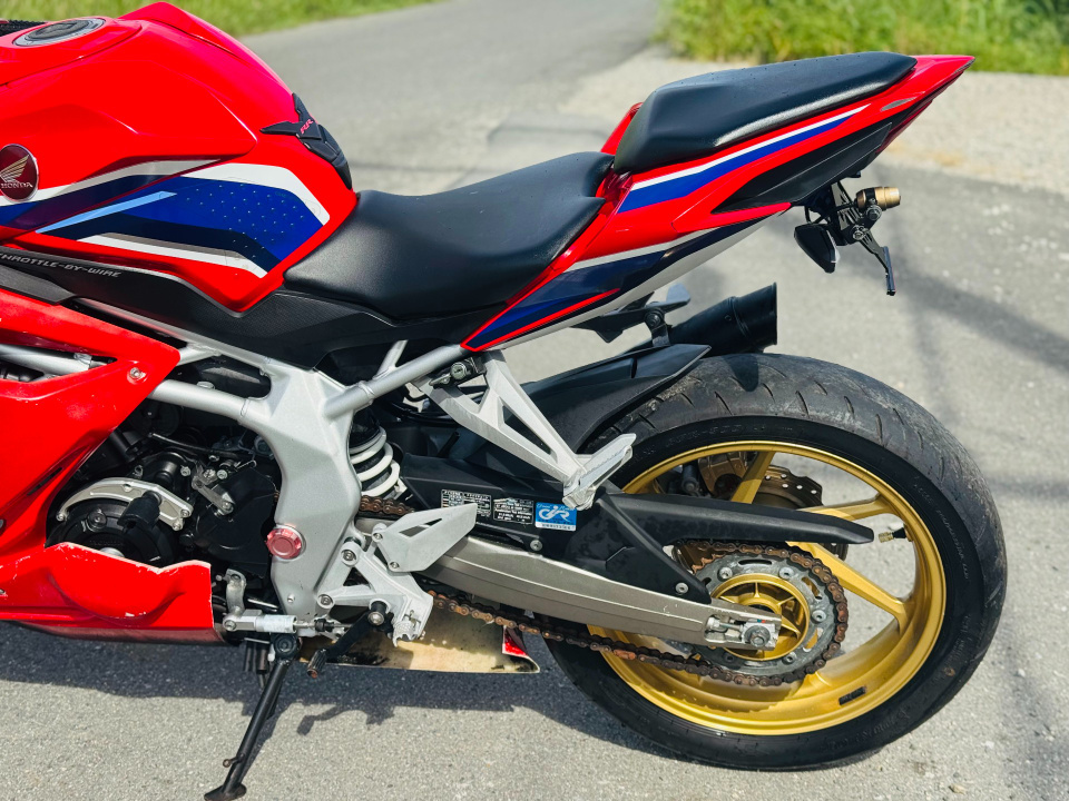 Honda CB250R — фото 15
