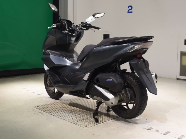 Honda PCX160 — фото 6