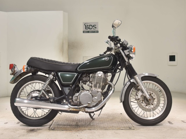 Yamaha SR 400