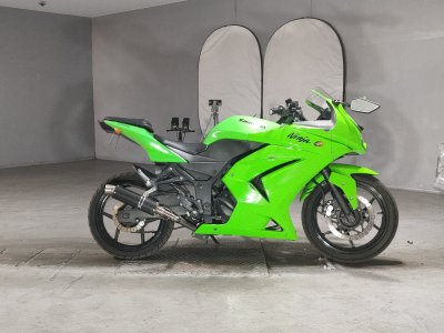 Kawasaki NINJA250R