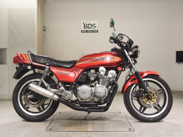 Honda CB750SF