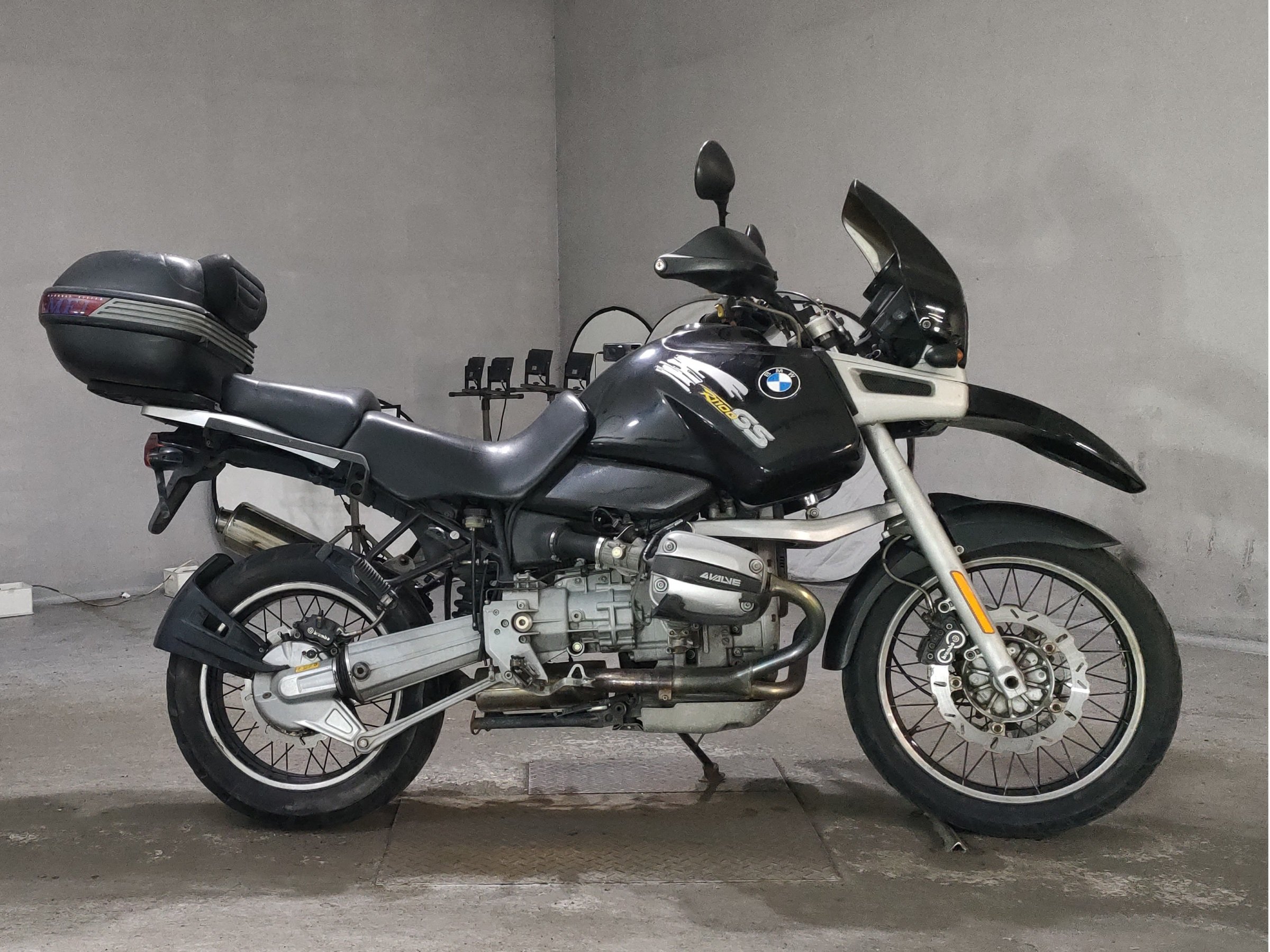 BMW R1100GS