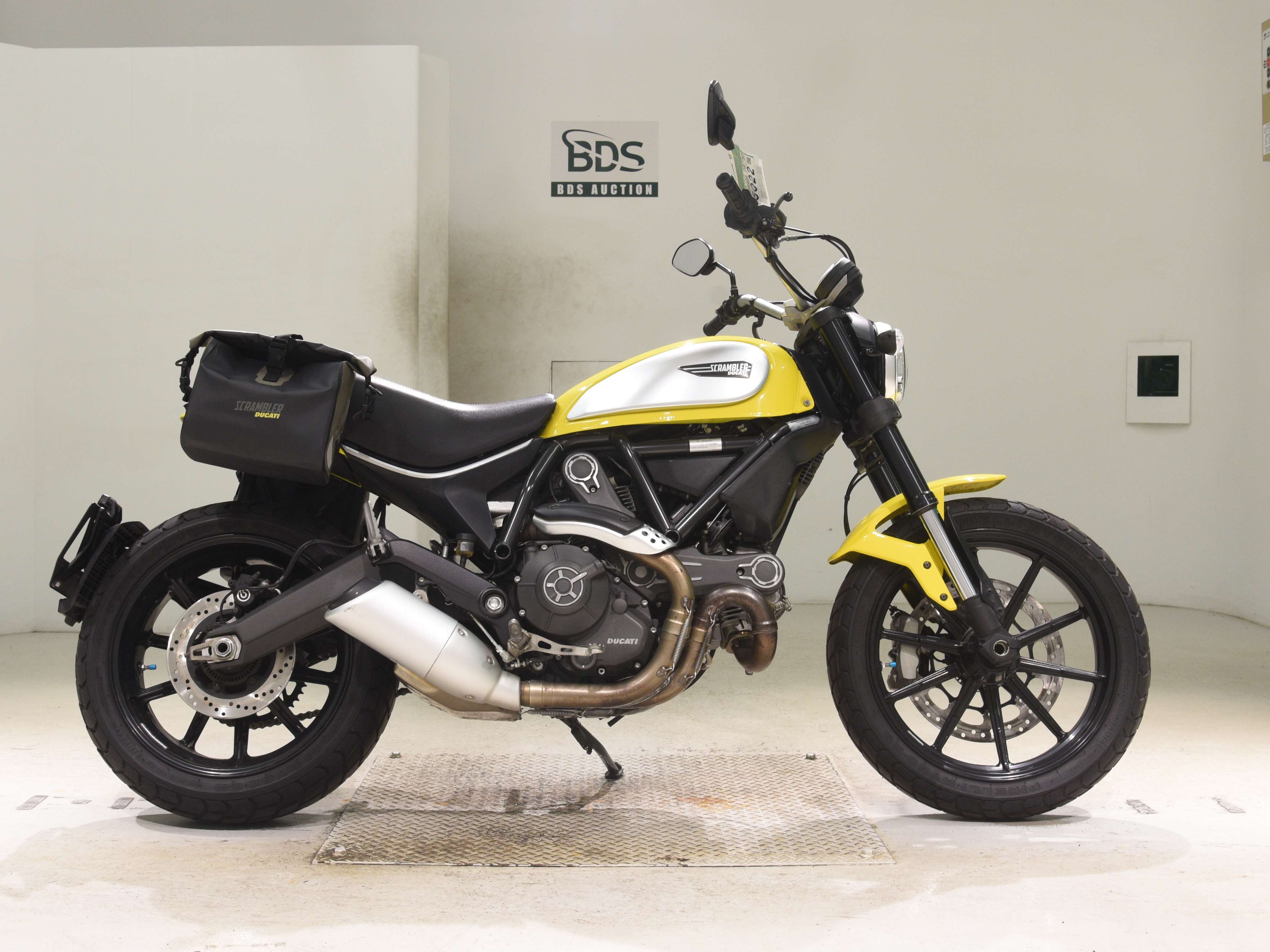 Ducati SCRAMBLER 803 ICON