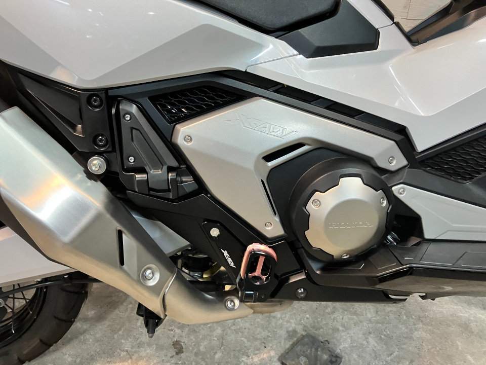 Honda X-ADV750 — фото 13