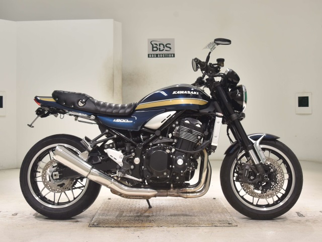 Kawasaki Z900RS