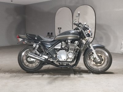 Kawasaki ZEFAR 1100RS