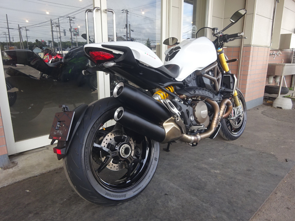 Ducati MONSTER 1200S — фото 8