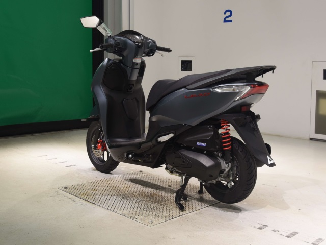 Honda LEAD125 — фото 6