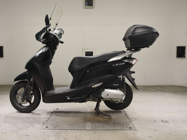 Honda LEAD125 — фото 2