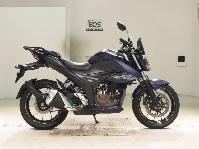 Suzuki GIXXER250