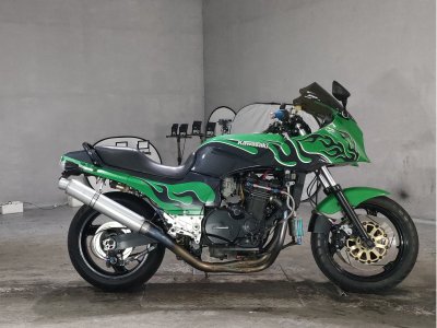 Kawasaki GPZ900R