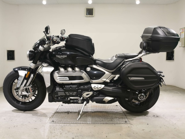 Triumph ROCKET III R — фото 2