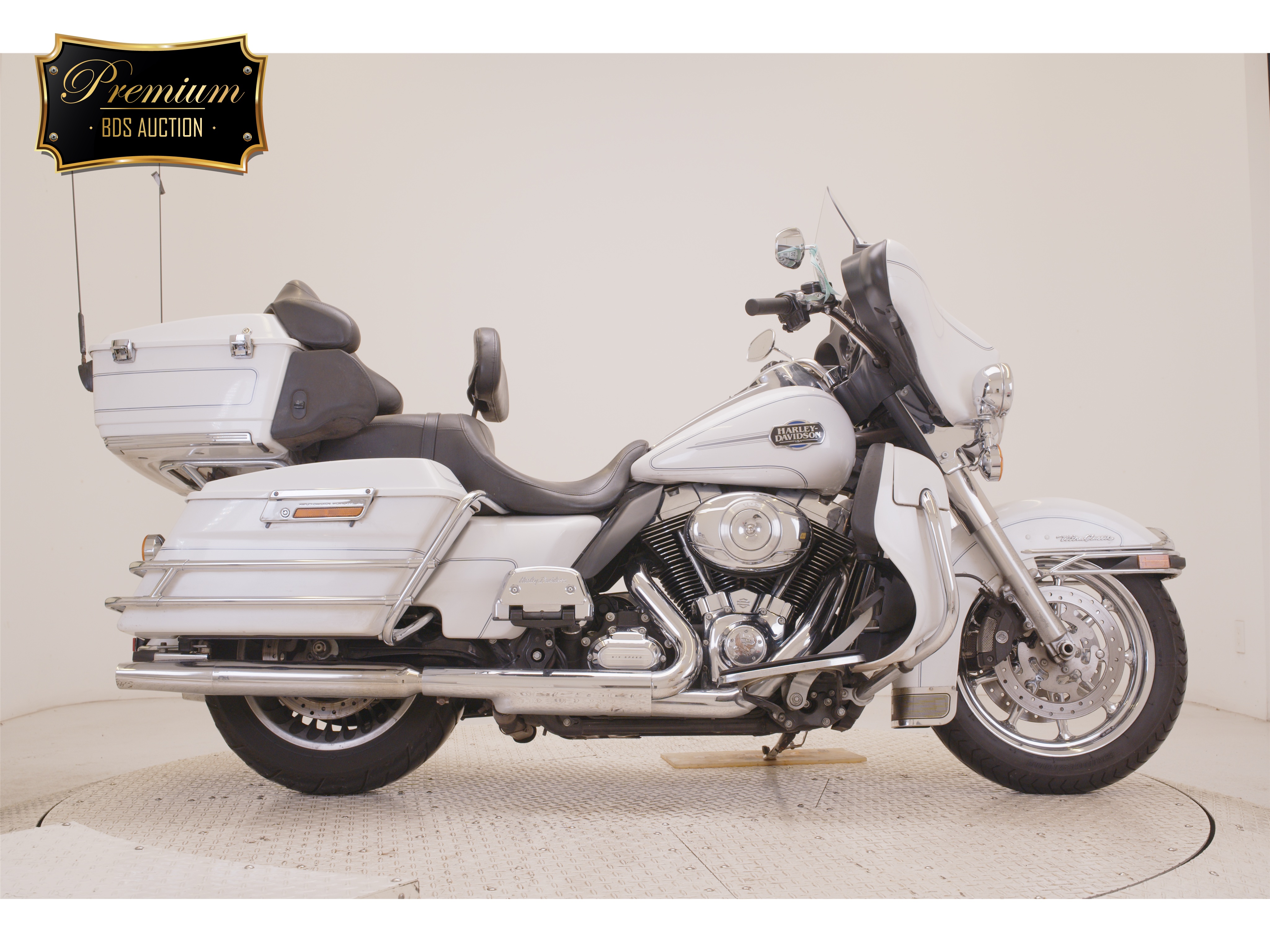 HD ELECTRA GLIDE FLHTCU1690