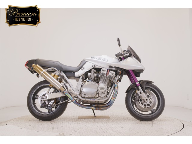 Suzuki GSX1100S KATANA