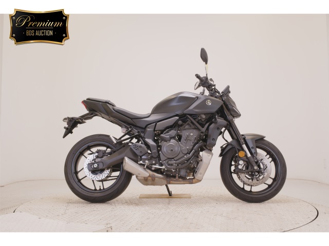 Yamaha MT-07-3