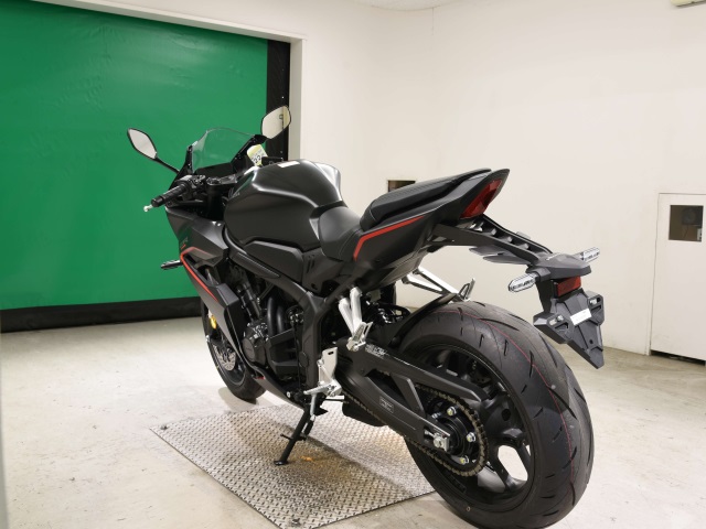 Honda CBR650R — фото 6