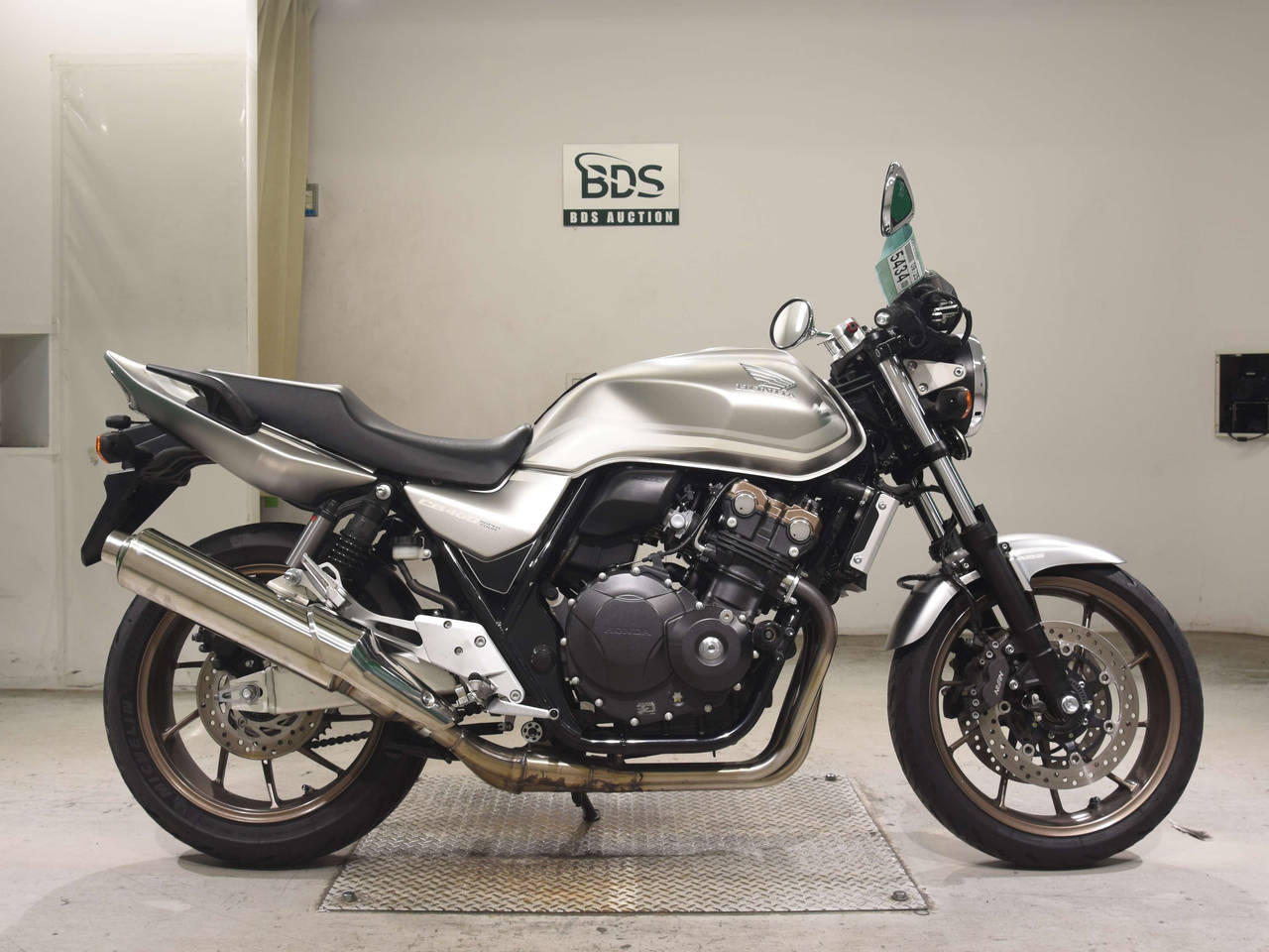 Honda CB400SFA
