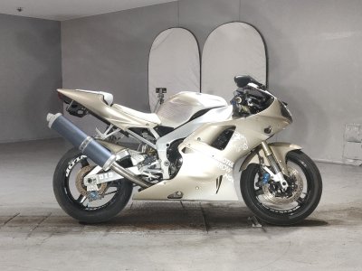 Yamaha YZF-R1