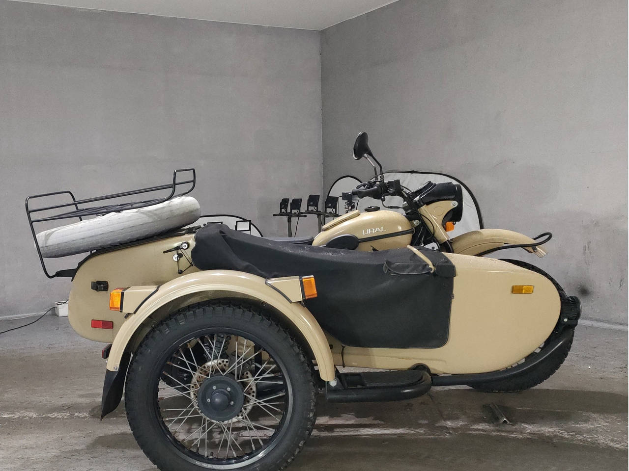 Ural ｻﾊﾗ