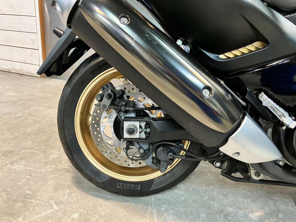 Yamaha T-MAX530A — фото 11