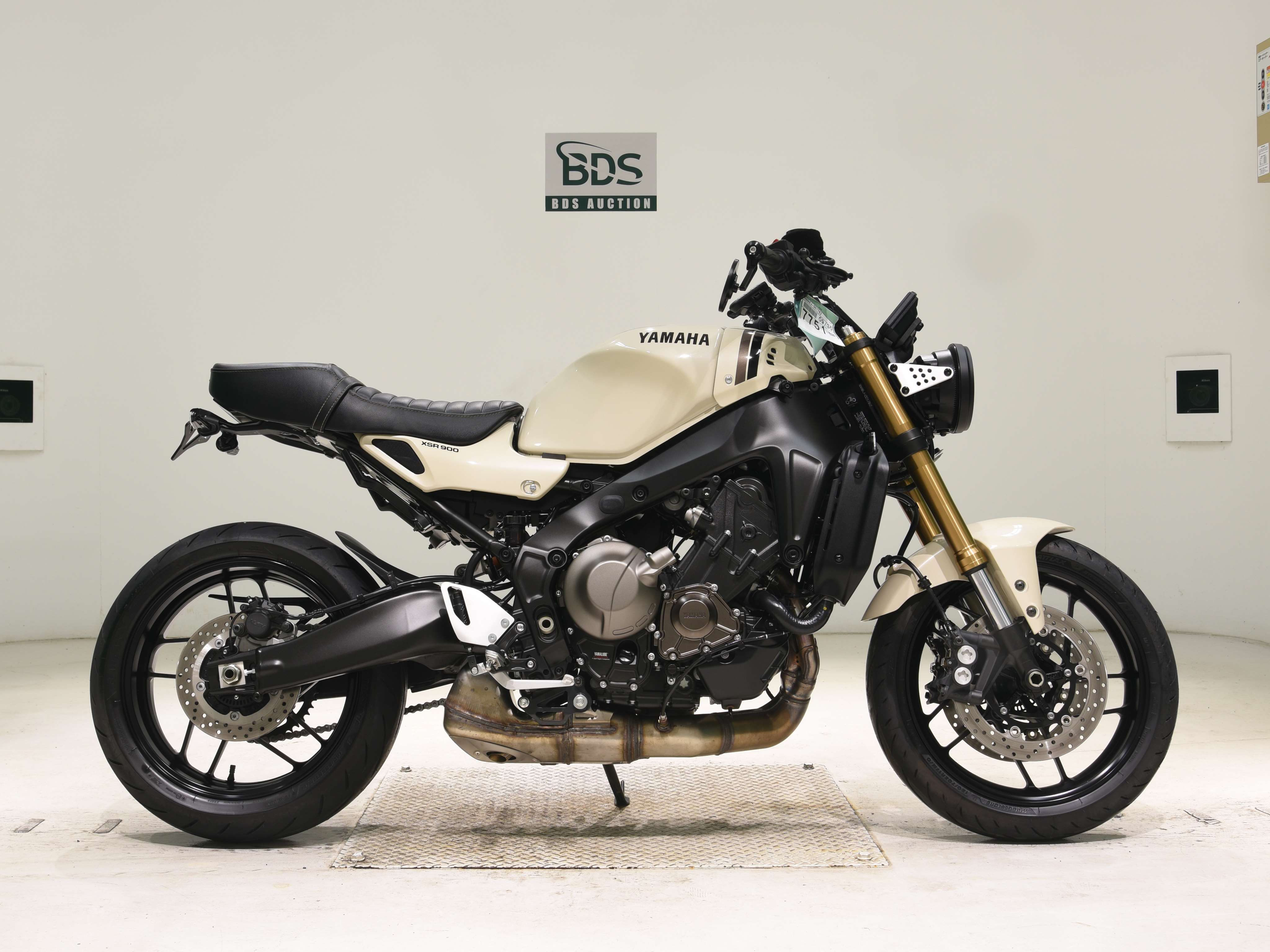 Yamaha XSR900