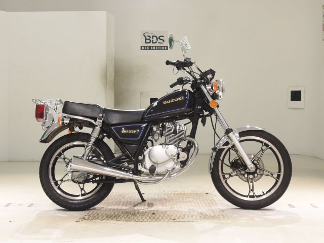 Suzuki GN125H