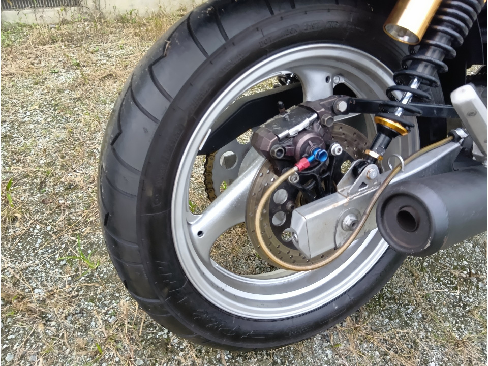 Suzuki GSX250S KATANA — фото 13