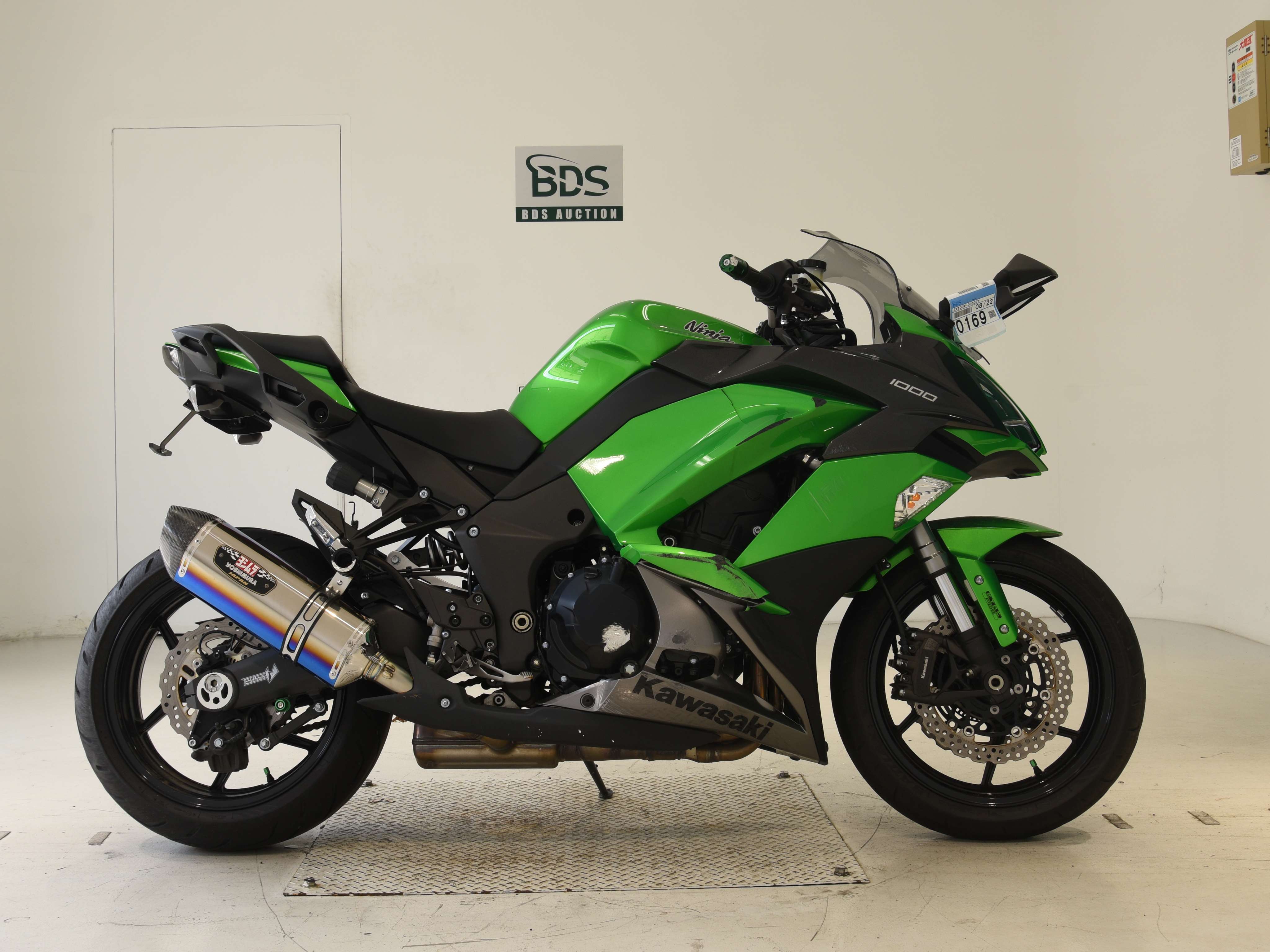 0169] Kawasaki NINJA1000 - ZXT00W-006076