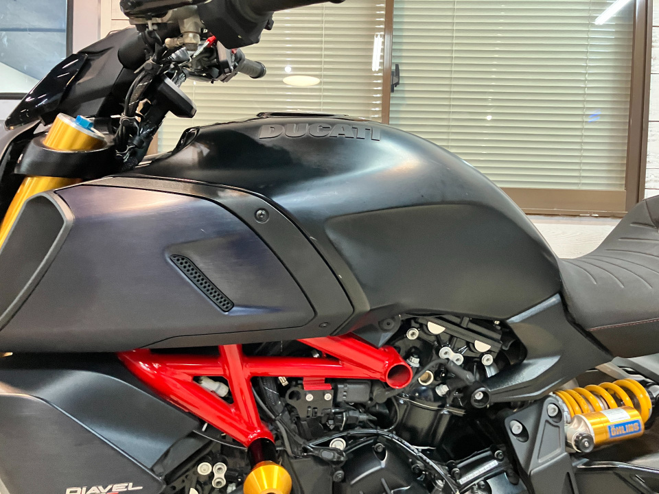 Ducati DIAVEL 1260S — фото 24