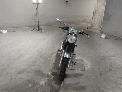 Yamaha SR400 — фото 3