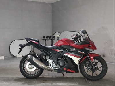 Suzuki GSX250R