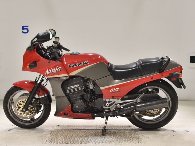 Kawasaki GPZ900R — фото 2