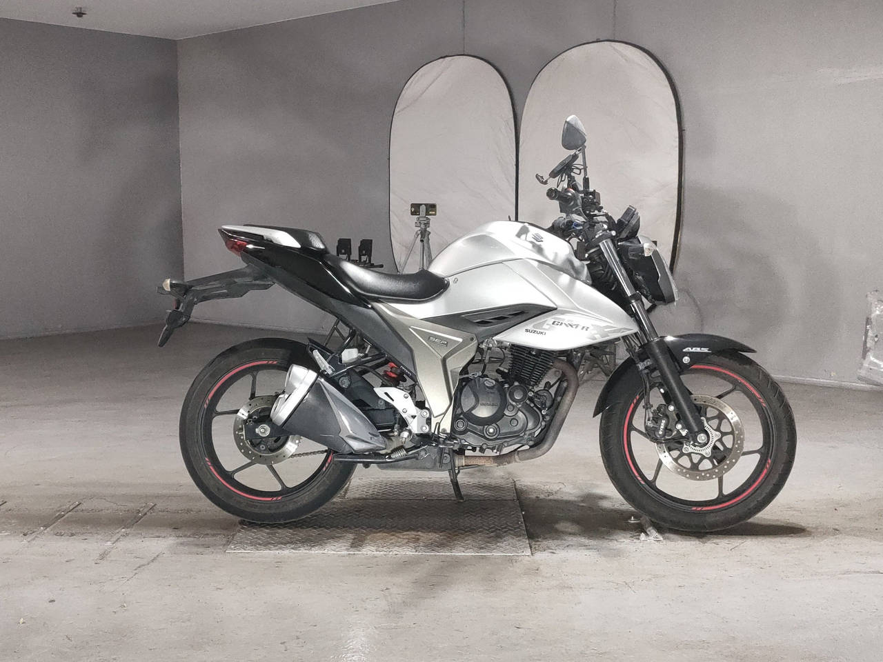 Suzuki GIXXER 150, zdjęcie 1