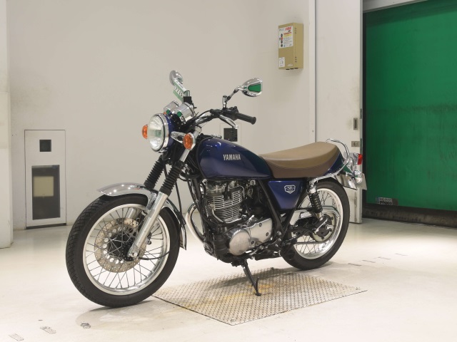 Yamaha SR400 — фото 4
