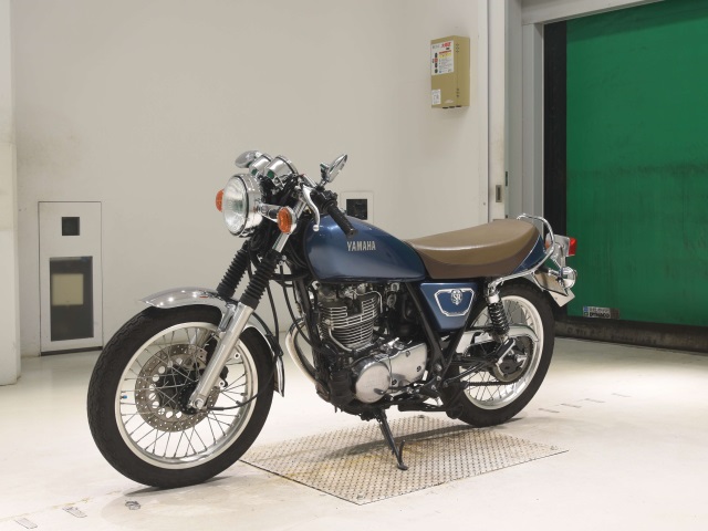 Yamaha SR400 — фото 4