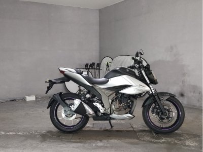Suzuki GIXXER250
