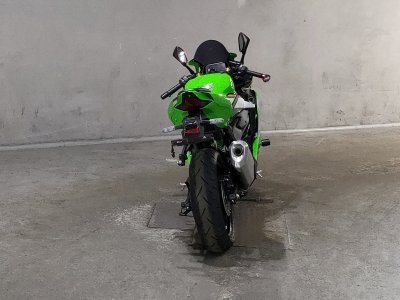 Kawasaki NINJA ZX-4RR — фото 4