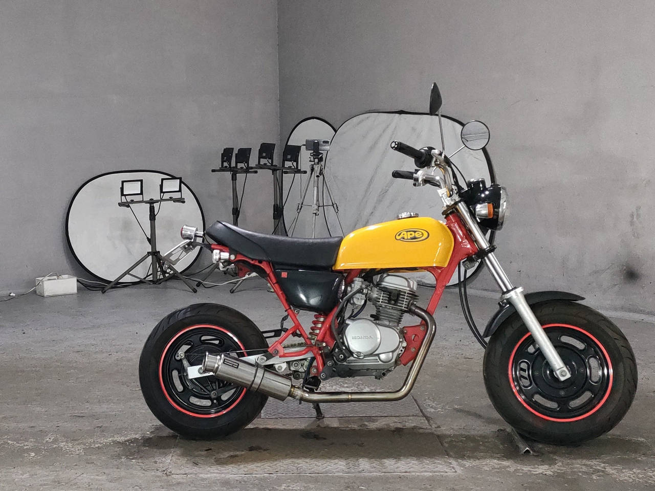 Honda APE50