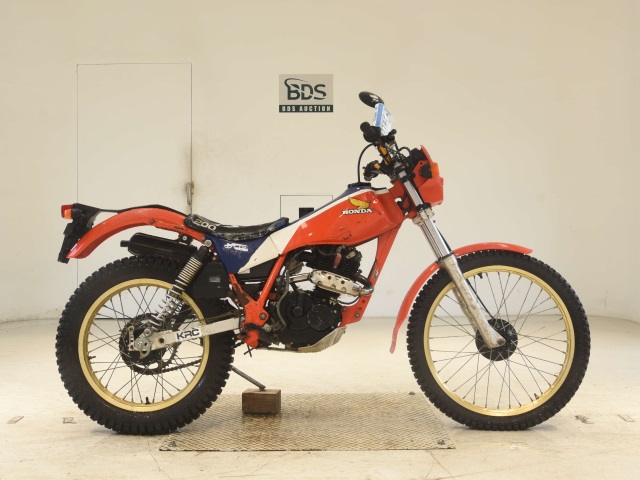 Honda TLR200