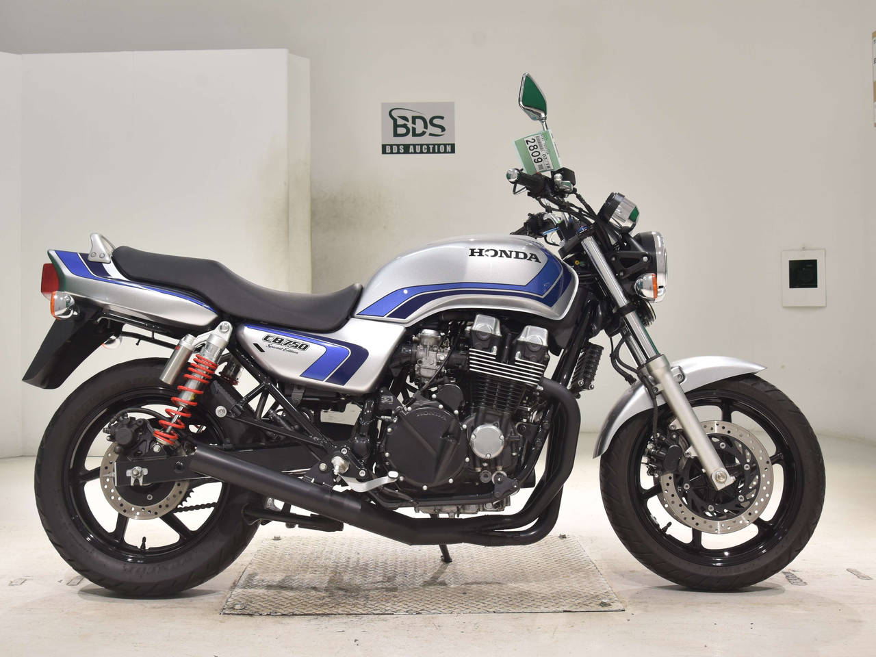 [2809] Honda CB750SF - RC42-1600334