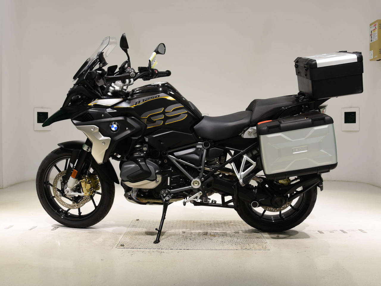 [2974] BMW R1250GS - WB10J9103KZH22349