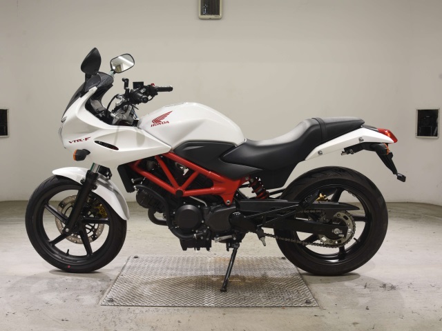 Honda VTR250F — фото 2