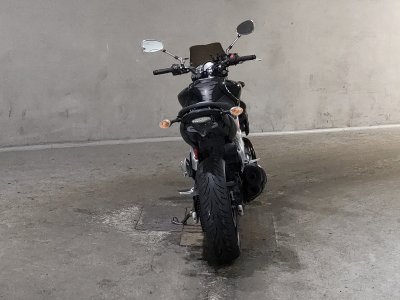 Suzuki GLADIUS 400 ABS — фото 4
