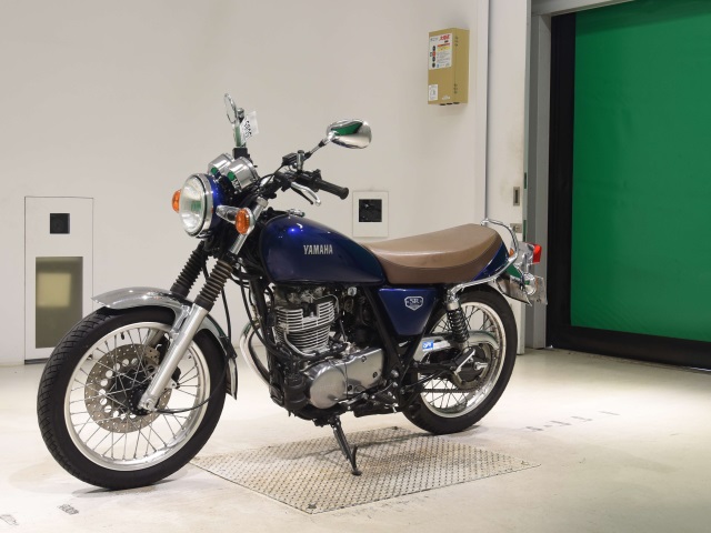 Yamaha SR400 — фото 4